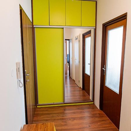 Room 1 Km From Center Bratislava Exterior photo