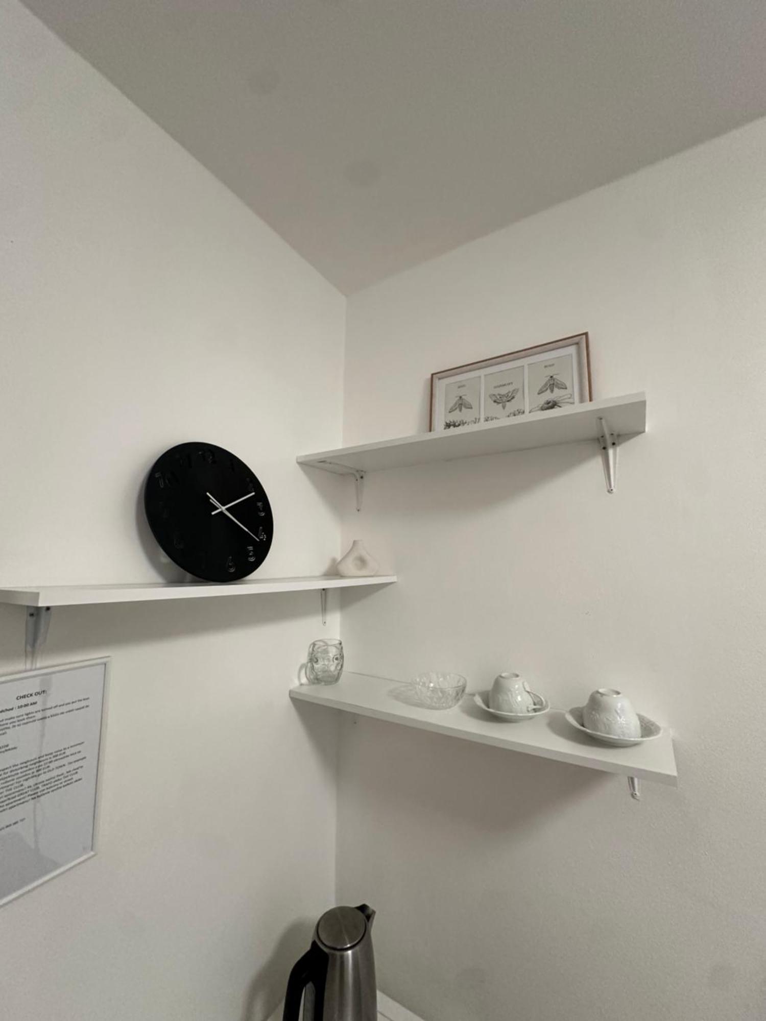 Room 1 Km From Center Bratislava Exterior photo